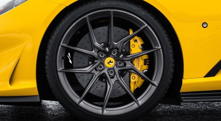Ferrari 812 SF / GTS Set Aluminium Wheels type NF8 directional, forged