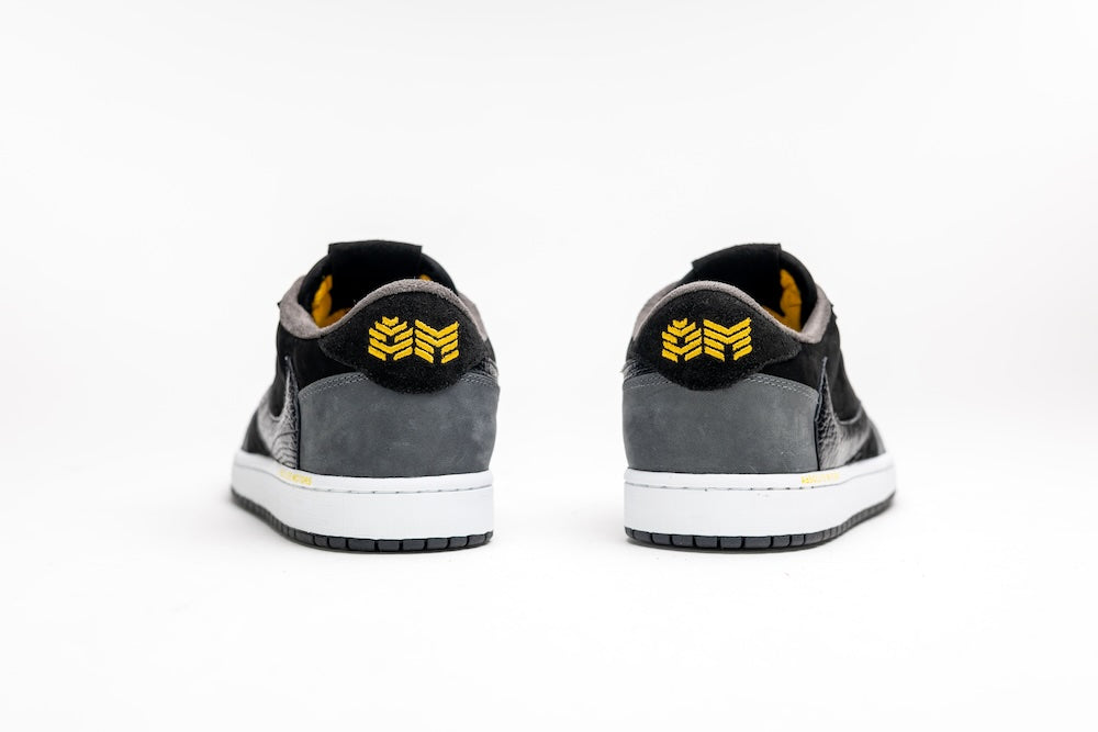 Absolute Motors Jordan Low Travis Scott by Vijz
