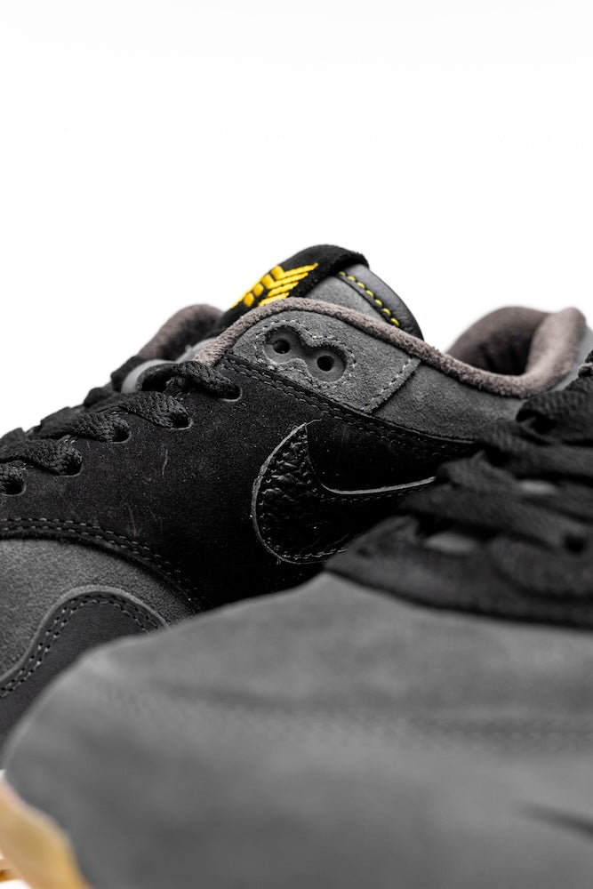 Absolute Motors Air Max 1 by Vijz