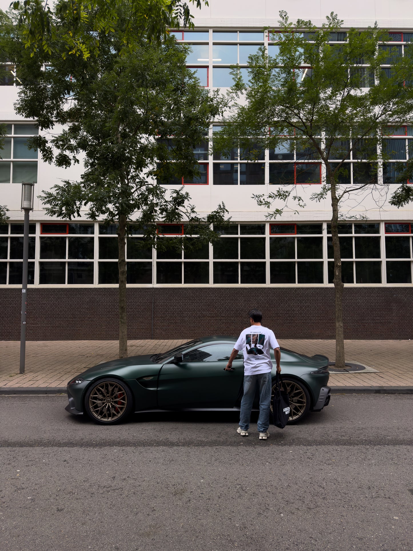 V8 Vantage Tee