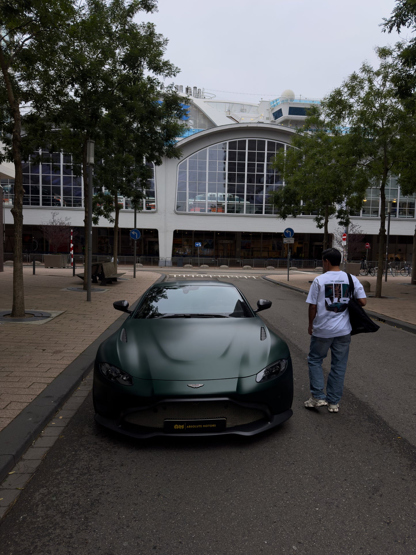 V8 Vantage Tee