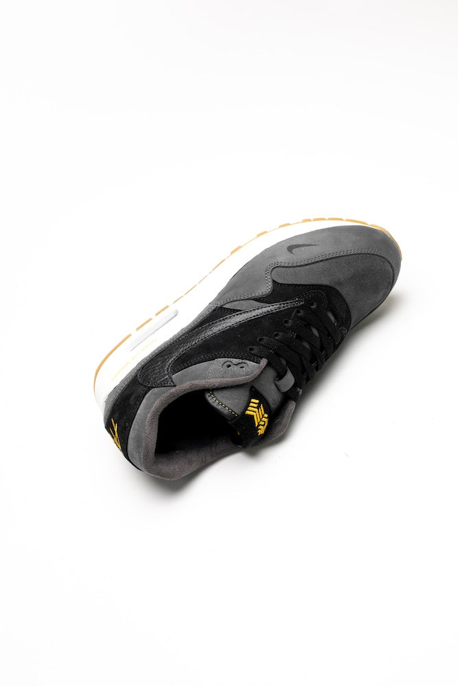 Absolute Motors Air Max 1 by Vijz