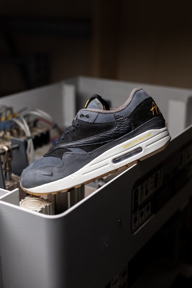 Absolute Motors Air Max 1 by Vijz