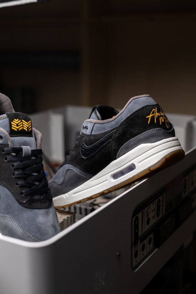 Absolute Motors Air Max 1 by Vijz